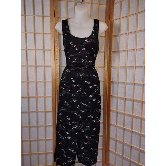 Uniti Med Sleeveless Jumpsuit  - Picture 11 of 13